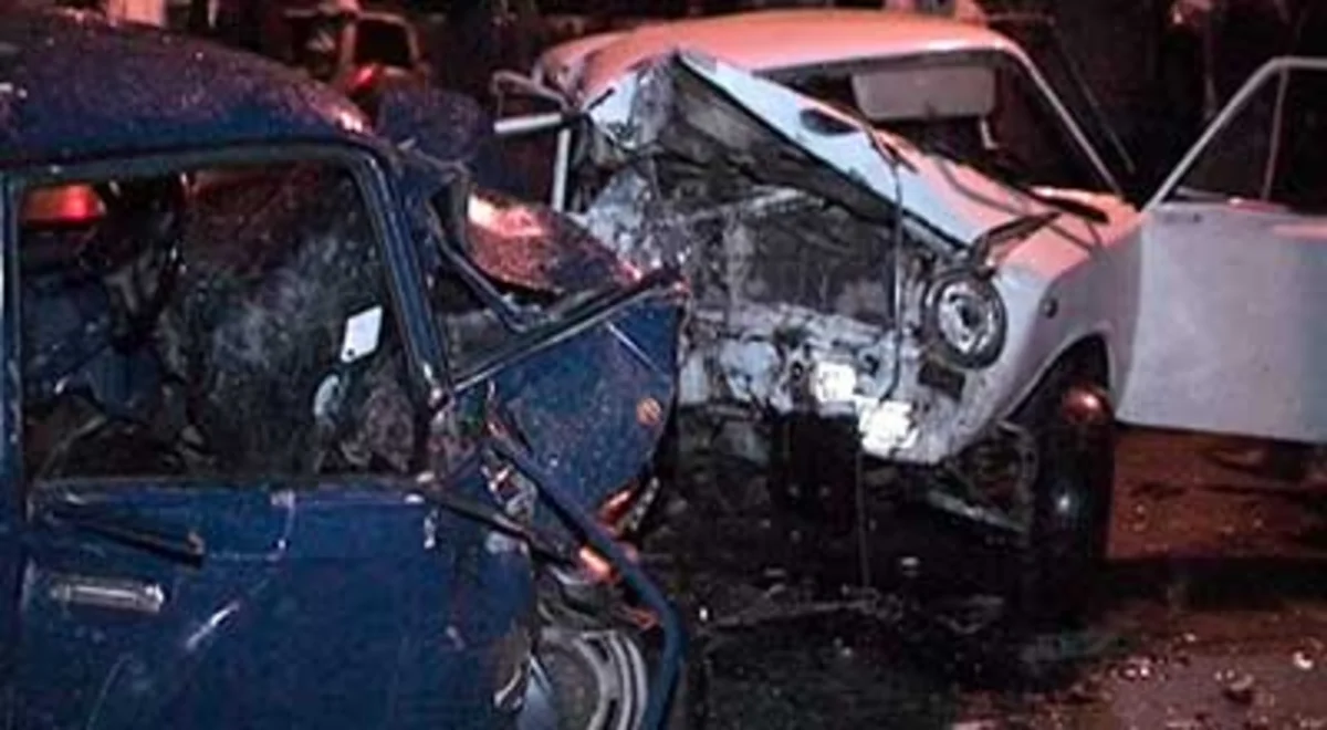 ​Ağcabədidə üç avtomobil toqquşub: xəsarət alanlar var