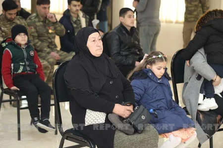 Şəhid ailələri və müharibə əlillərinə daha 100 mənzil verilib