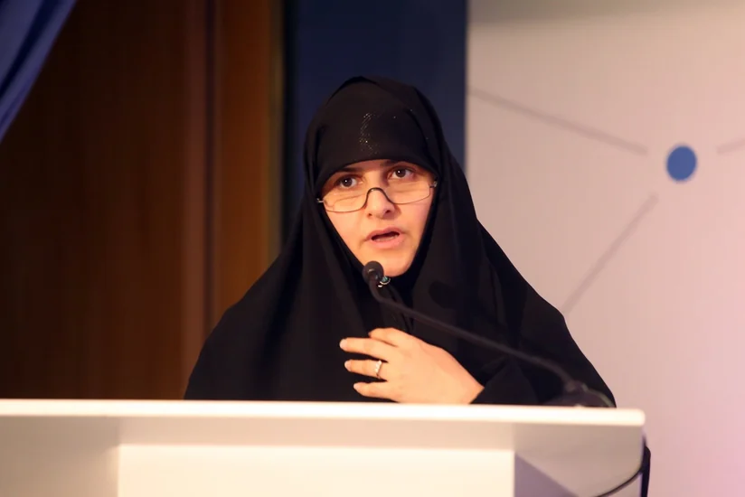 Супруга погибшего в авиакатастрофе президента Ирана отстранена от должности 