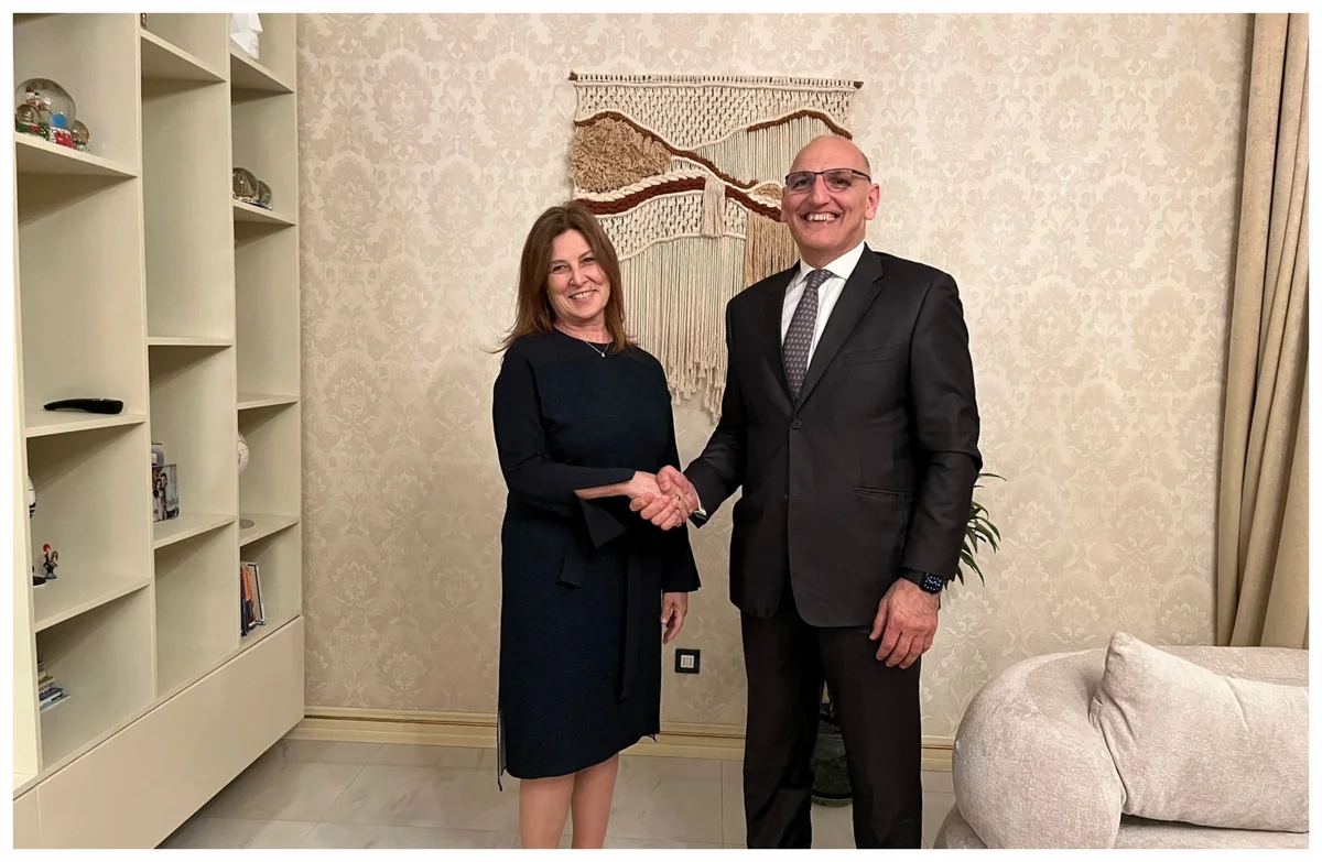 Elçin Əmirbəyov İsrail XİN nümayəndəsi ilə Cənubi Qafqaz və Yaxın Şərqdəki vəziyyəti müzakirə edib
