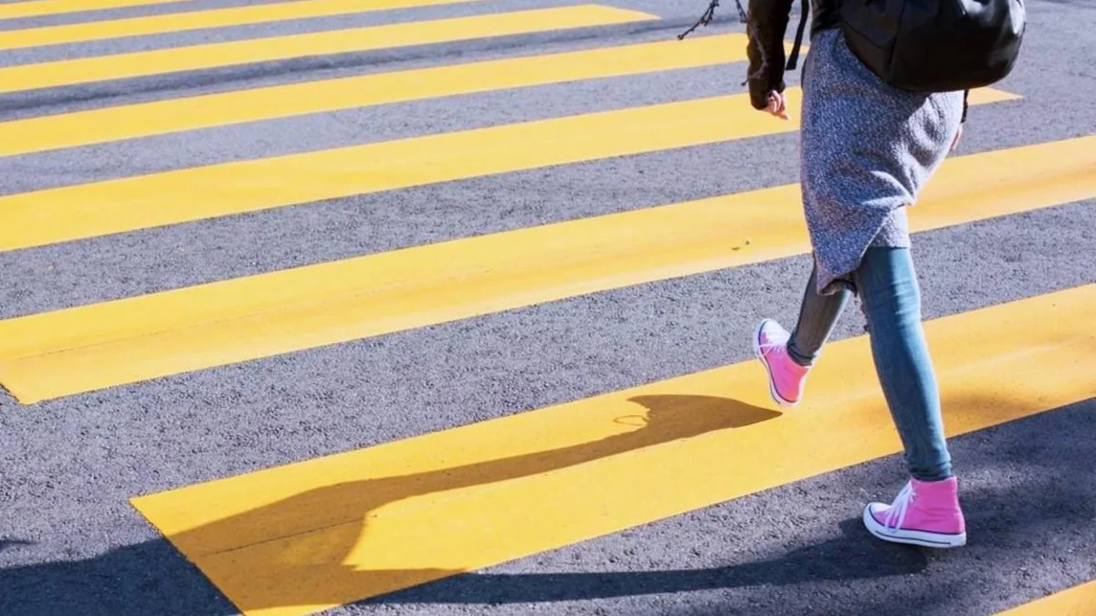 Abşeronda avtomobil piyadanı vuraraq öldürüb