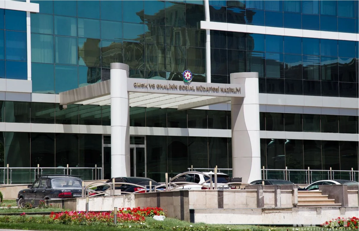 Nazirlik qazilərin aksiya keçirməsinə münasibət bildirib