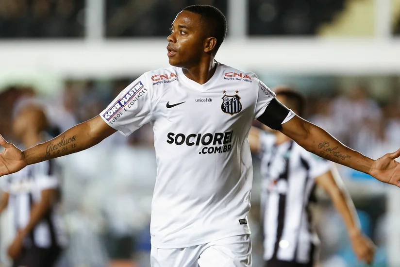 Robinyo ilə müqavilə bir həftəyə pozuldu