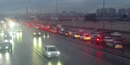 Bakıda tıxac olan yollar açıqlanıb – SİYAHI