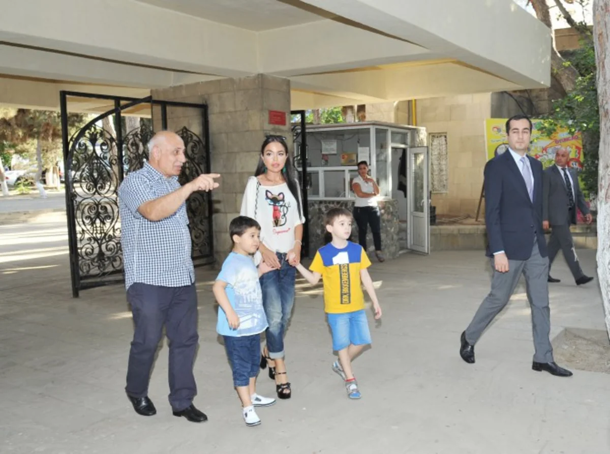 ​Leyla Əliyevanın təşəbbüsü ilə Bakı Zooloji Parkında yeni qəfəs quraşdırılıb