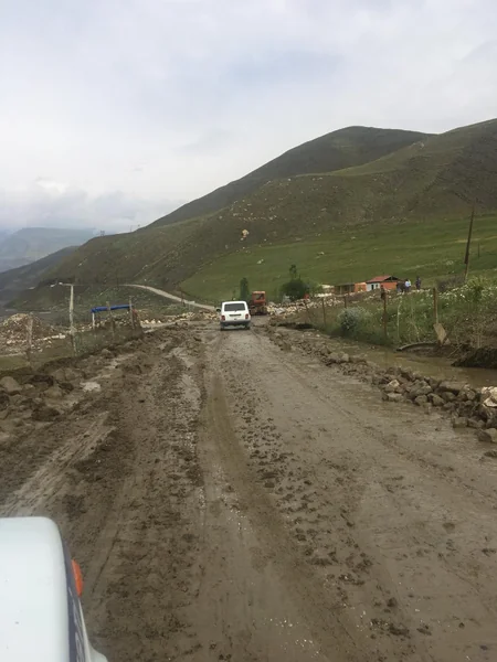 Quba-Xınalıq yolunda hərəkət bərpa olunub