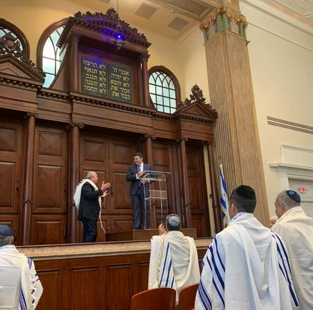 Azerbaijan’s multifaith harmony highlighted at a Los Angeles synagogue