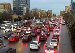 Bakının bir sıra ərazilərində böyük tıxaclar yaranıb - SİYAHI