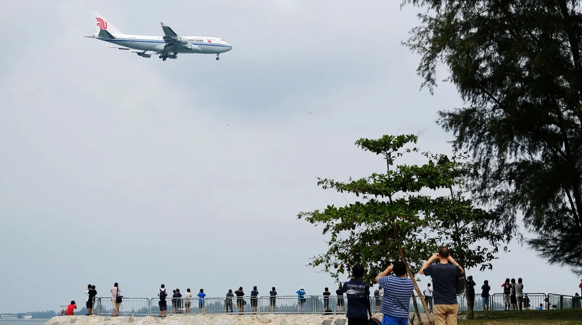 Kim Çen In ABŞ prezidenti ilə görüşmək üçün Sinqapura gəlib