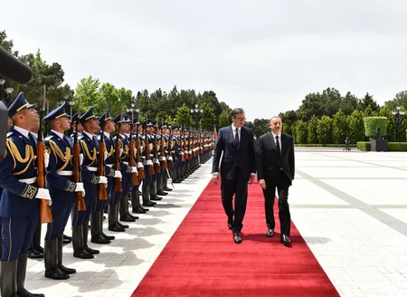 Serbiya Prezidenti Aleksandr Vuçiçin rəsmi qarşılanma mərasimi olub