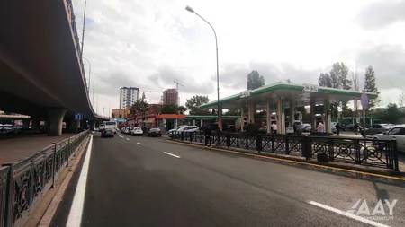 Bakının Rövşən Cəfərov küçəsi təmir olunub