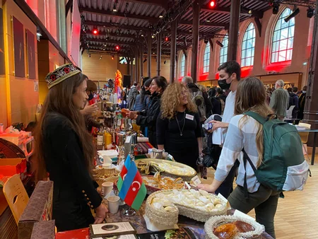 Azerbaijani cuisine represented in Paris