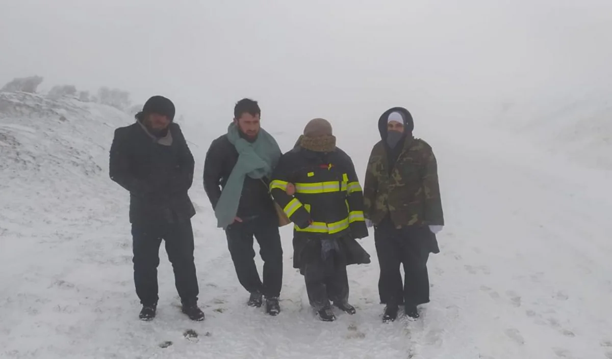 В Сиязане спасли заблудившихся из-за снегопада и тумана четырех человек