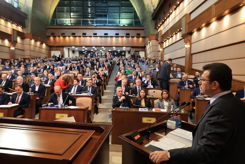 İstanbul bələdiyyə məclisindəki partiya bölgüsü məlum olub