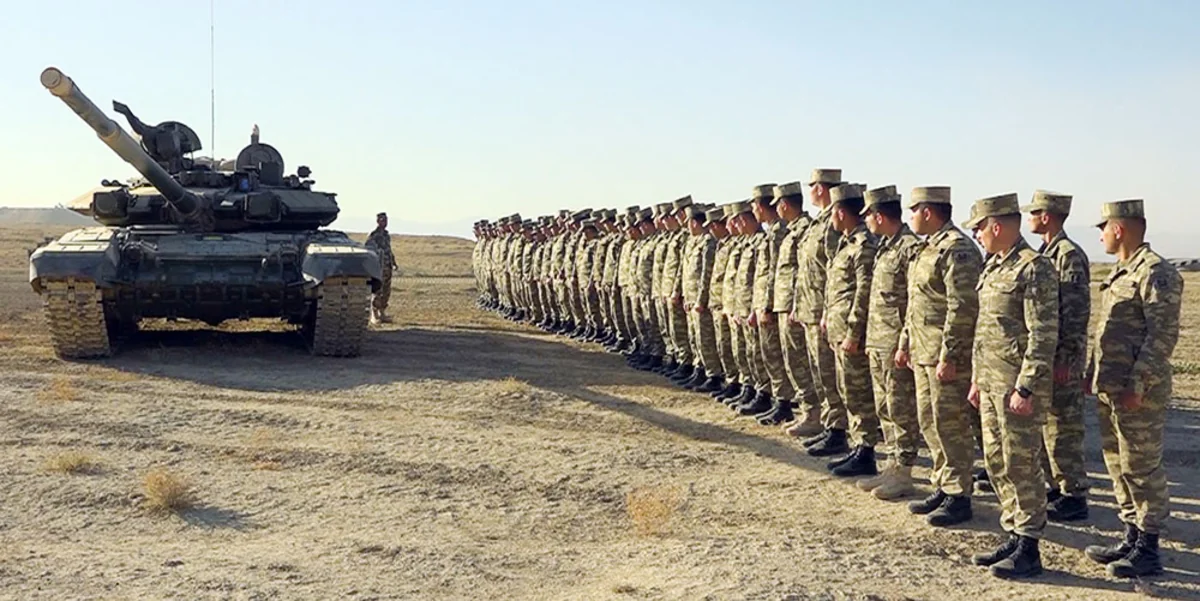 Əlahiddə Ümumqoşun Orduda gənc zabitlərin toplantısı keçirilib