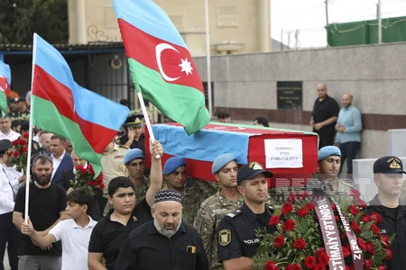 Maştağada Birinci Qarabağ müharibəsinin şəhidi Aydın Qurbanov dəfn edilib - YENİLƏNİB