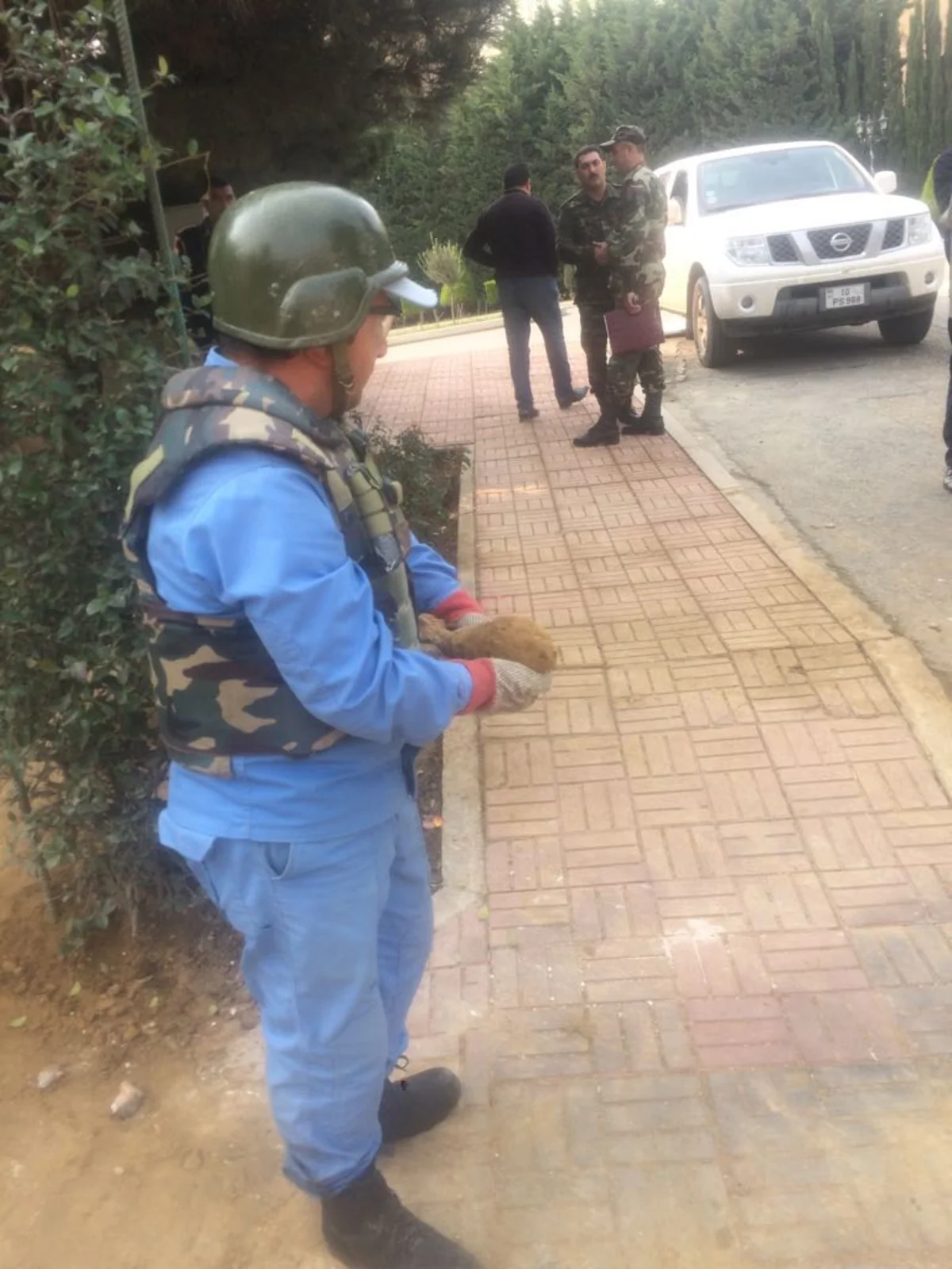 Yasamal rayonunda yerləşən yaşayış massivində minaatan mərmisi aşkar edilib