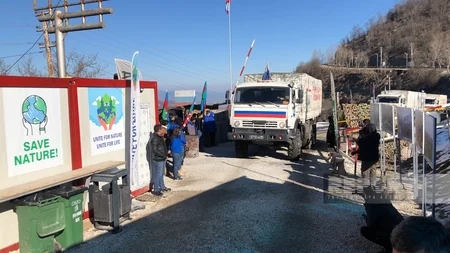 Bu gün Xankəndi-Laçın yolunda Rusiya sülhməramlılarının 54 avtomobili keçib - VİDEO - YENİLƏNİB-11