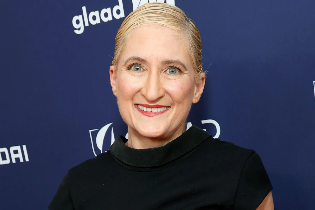 Jill Sobule, I Kissed a Girl singer, dies in Minneapolis house fire aged 66