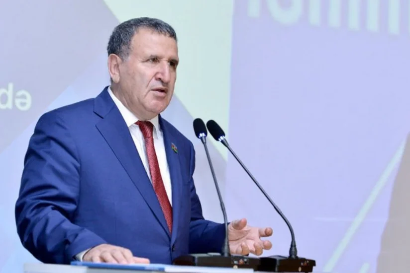 İsa Həbibbəyli: “Ali məktəblərin dərsliklərində problemlər var”