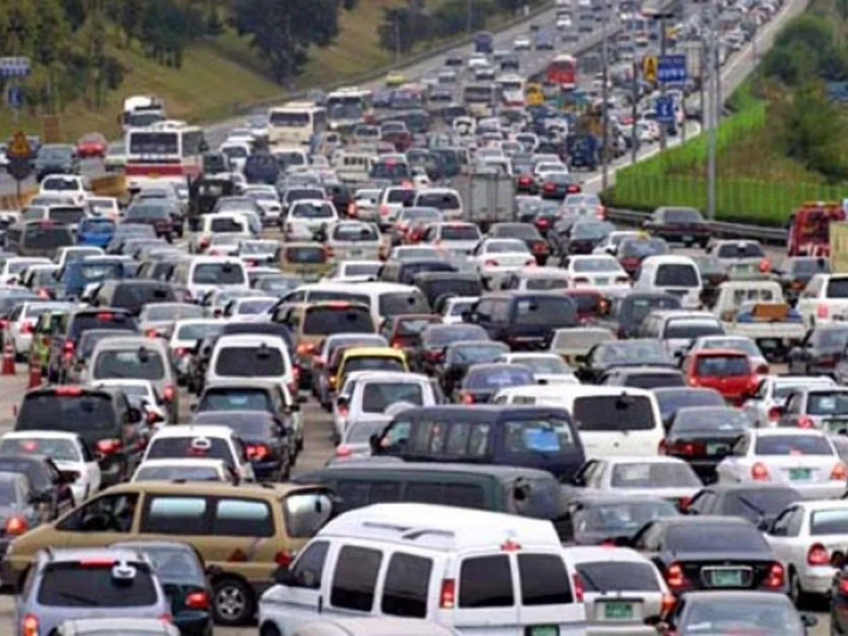 ​20-km long traffic jam occurred on route from Hungary to Austria