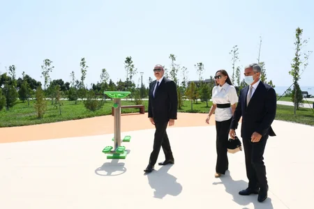 President, First Lady attend opening of new park in Baku