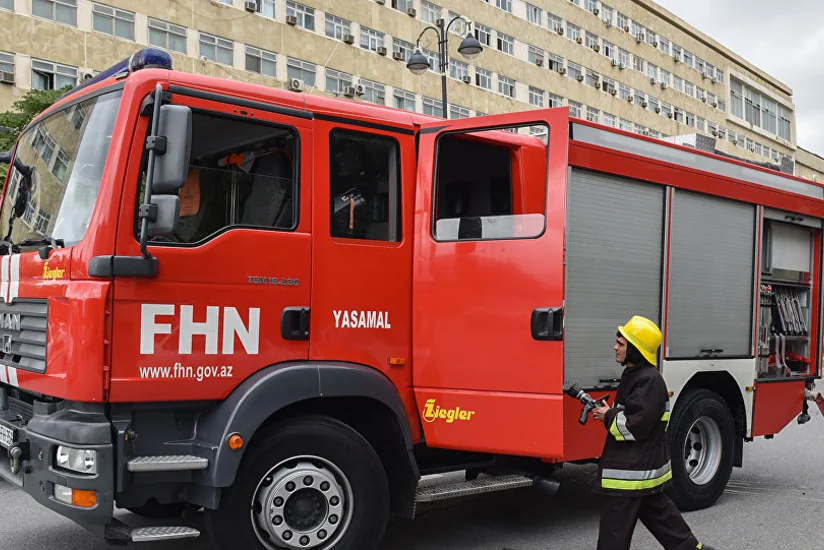 Азербайджанские пожарные готовятся к отправке в Турцию