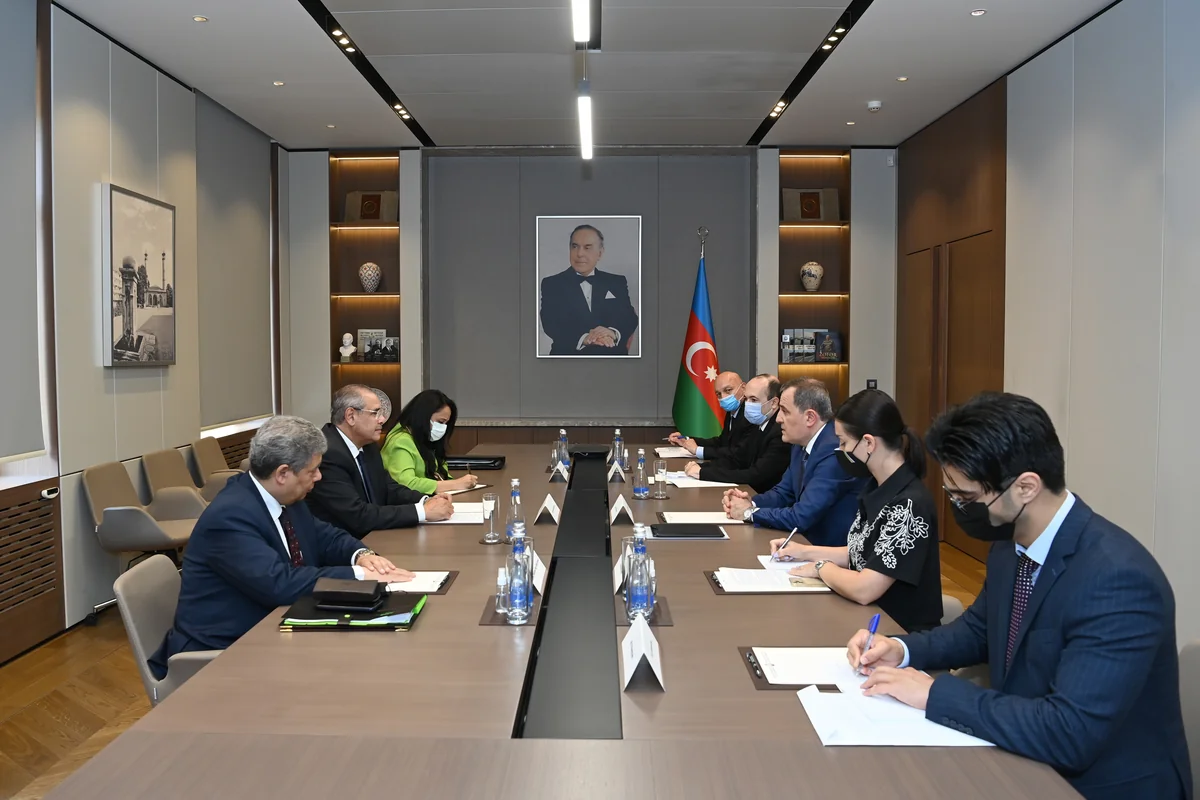 Jeyhun Bayramov meets with assistant to Egyptian foreign minister