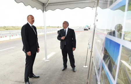Prezident Lənkəran-Masallı yolunun açılışında iştirak edib