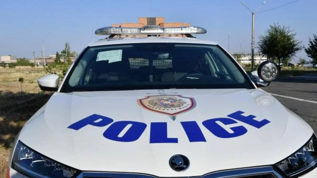 Ermənistanda polisə atəş açılıb, ölən və yaralanan var