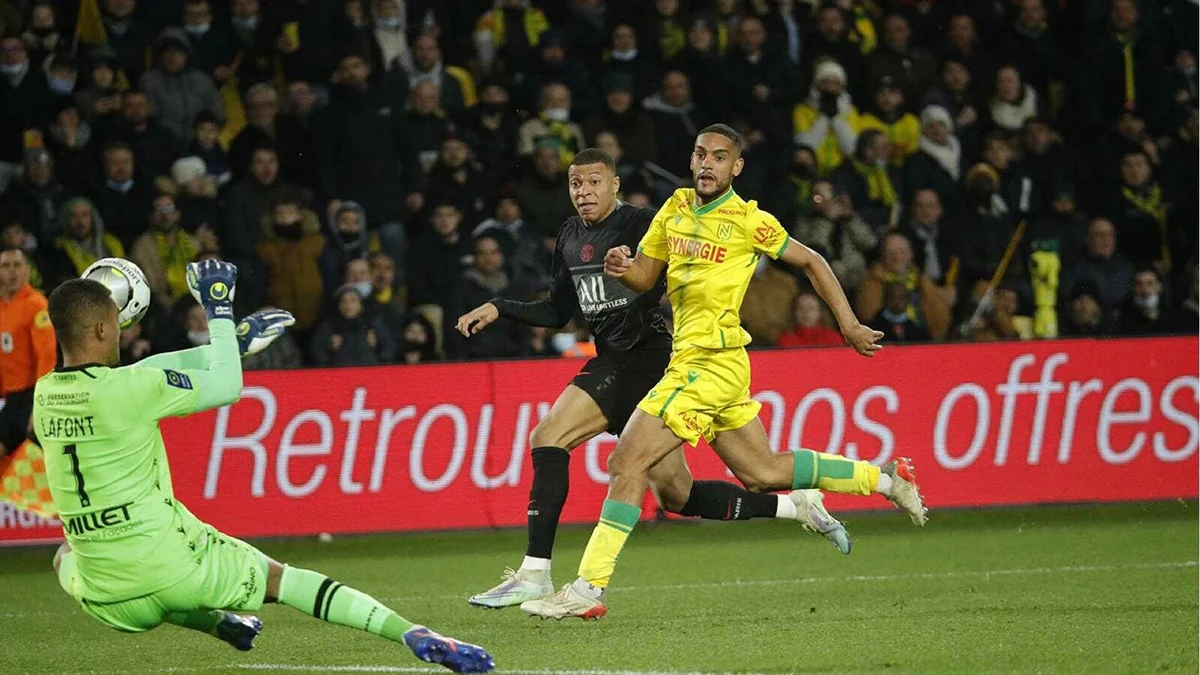 ПСЖ потерпел второе поражение в Лиге 1