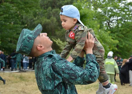 DSX-nin hərbi hissələrində gənc əsgərlər and içiblər