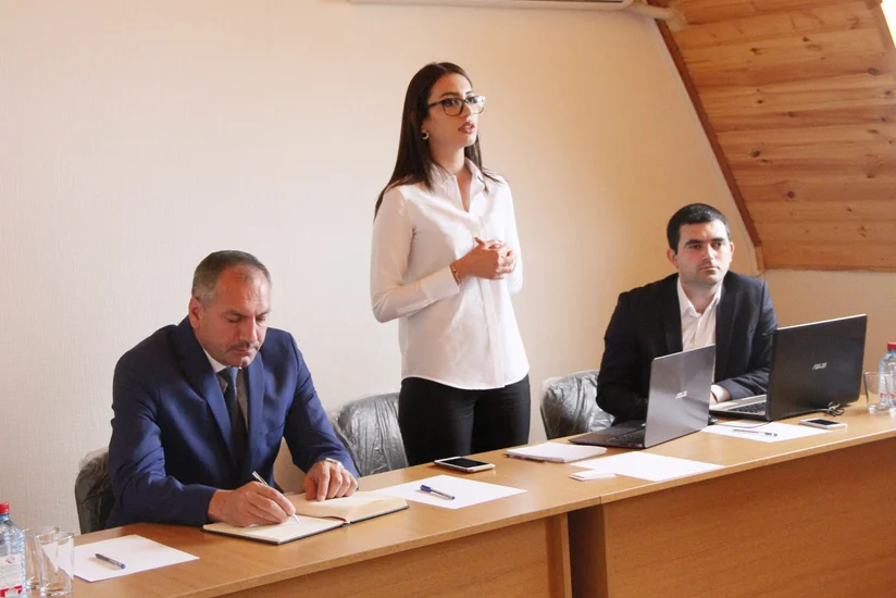 Dövlət Aqrar Ticarət Şirkətinin nümayəndə heyəti Qubada fermerlərlə görüşüb