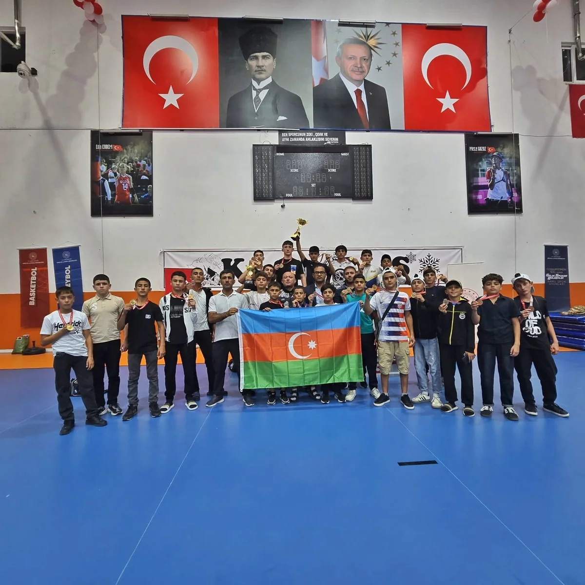 Naxçıvanlı güləşçilər Türkiyədə keçirilən “Ani Cup” turnirində 17 qızıl medal qazanıblar