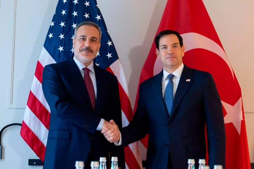 Hakan Fidan ABŞ dövlət katibi ilə Rusiya-Ukrayna müharibəsini müzakirə edib