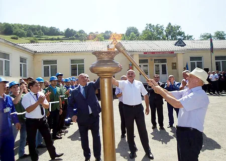 Quba və Ağcabədi rayonlarının 3 kəndinə ilk dəfə təbii qaz verilib