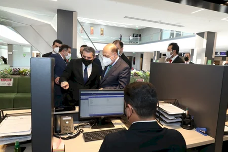 Turkish minister visits DOST Center under Labor Ministry