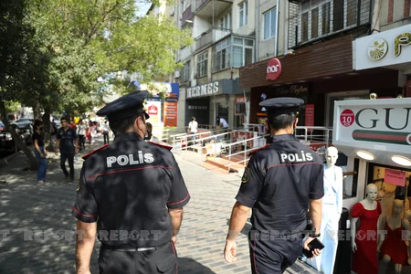 Bakıda ictimai nəqliyyatda və qapalı məkanlarda maska taxmayanlara qarşı reyd keçirilib
