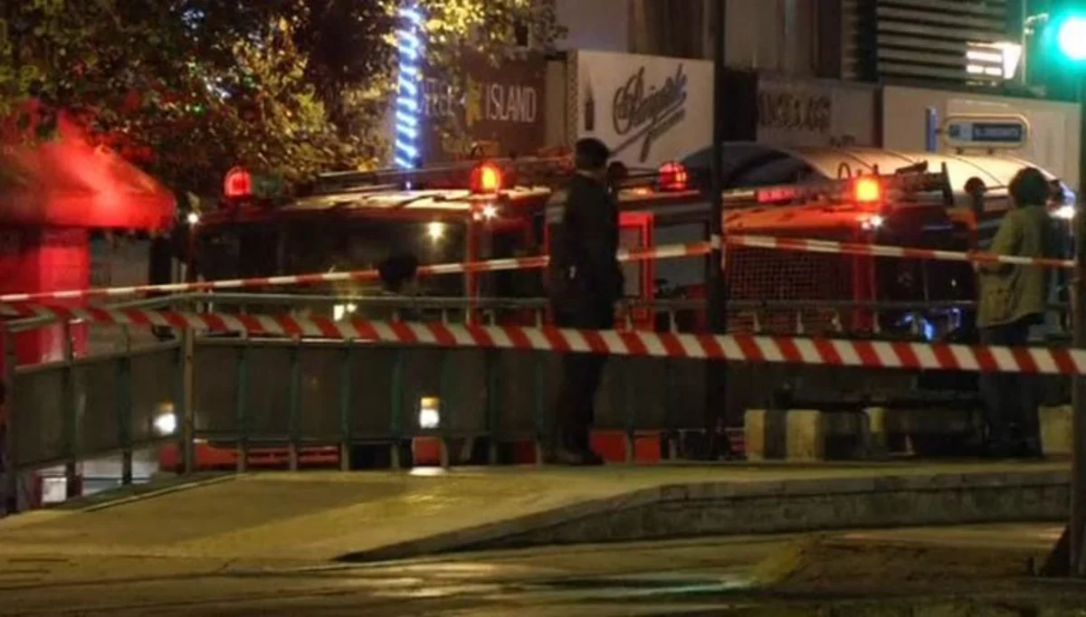 В центре Афин в банке взорвалась бомба