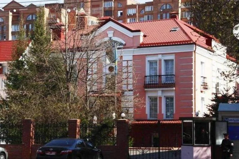 Казахстан вывезет своих граждан с Украины через Польшу