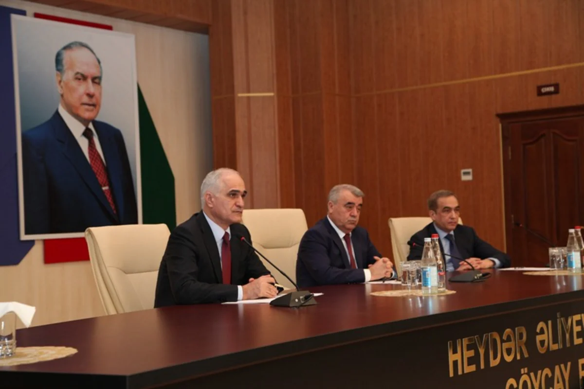 Azərbaycanın iqtisadiyyat naziri Göyçayda ictimaiyyətlə görüşüb
