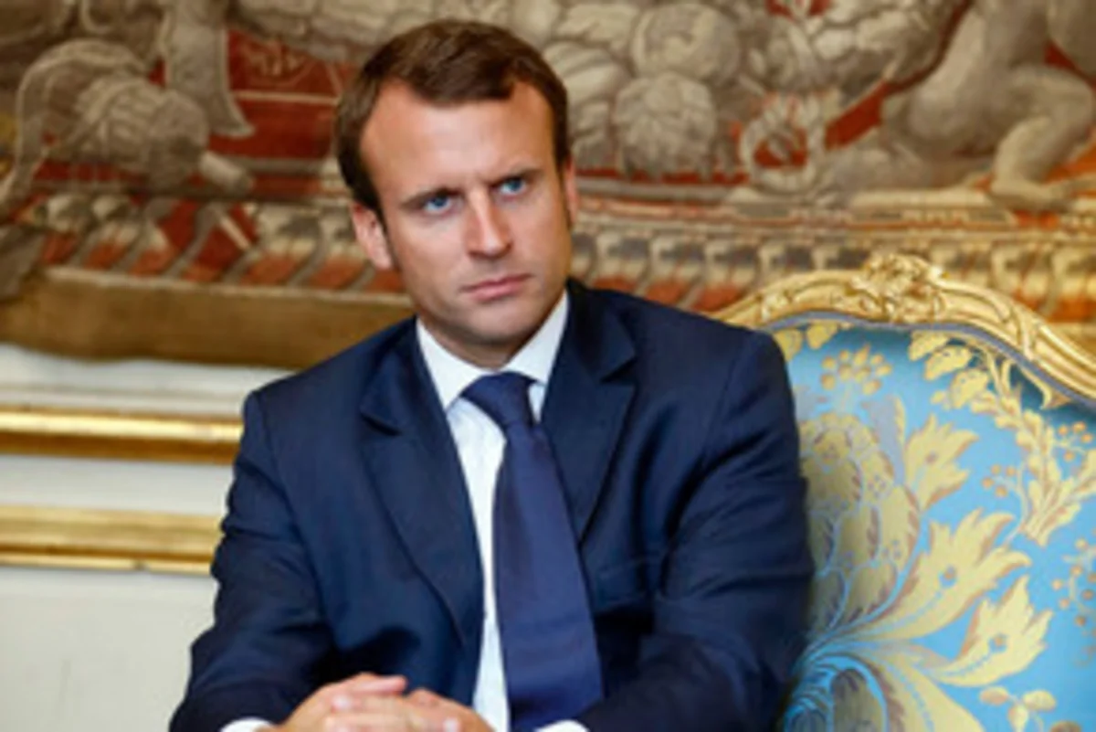 French President: I will make a decision on whether or not to strike Syria