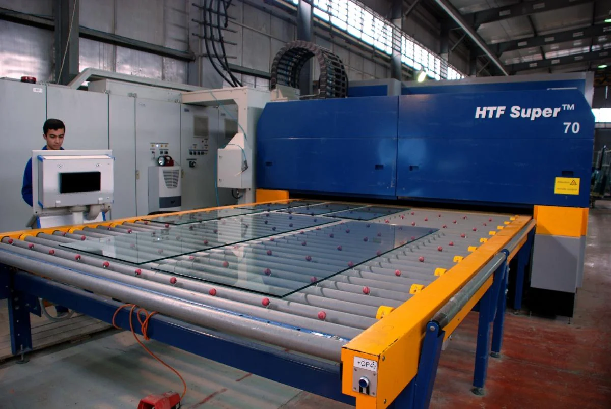 Azərbaycanda şüşə istehsalı cüzi azalıb