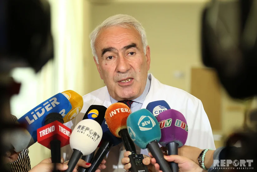 Baş pediatr: Bəzi həkimlər süni qida şirkətlərinin mənəviyyatsız işlərinin qurbanına çevrilir