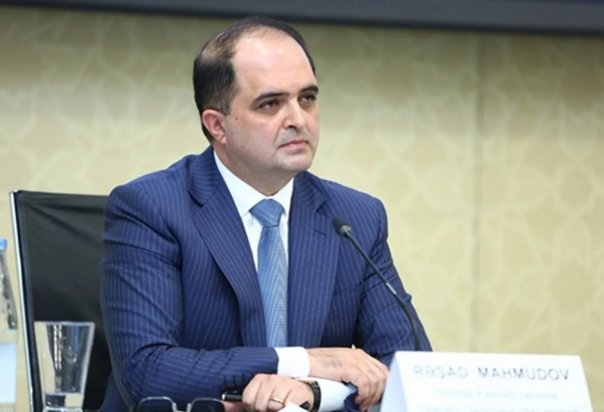 Rəşad Mahmudov: Bəzi özəl klinikalar keyfiyyətsiz tibbi xidmətlər təqdim edir