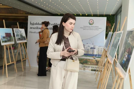 Qaçqınkom Böyük Qayıdışa həsr olunmuş fotosərgi təşkil edib