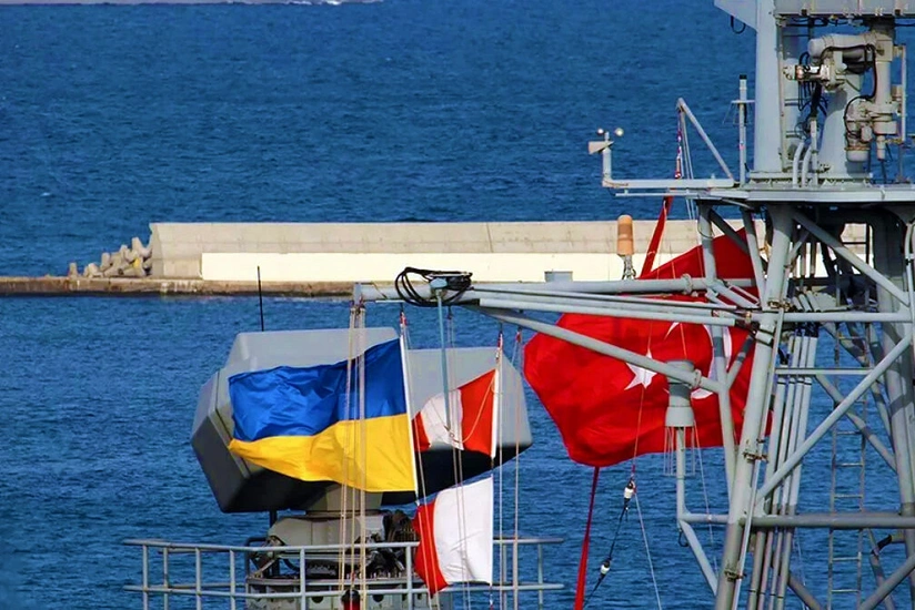 Türkiyə Ukrayna üçün müasir hərbi gəmi inşa edəcək