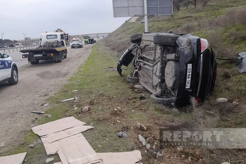 Тяжелое ДТП на автомагистрали Баку-Губа, есть пострадавшие