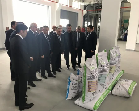 Milli Məclisin üzvləri Neftçala Sənaye Məhəlləsinin fəaliyyəti ilə tanış olublar