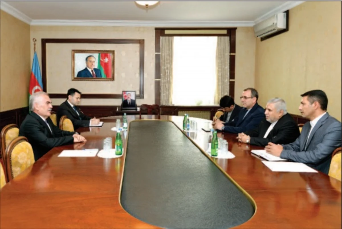 Vasif Talıbov İranın ölkəmizdəki səfiri ilə görüşüb